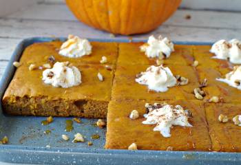 Sheet Pan Pumpkin Pie Pancakes