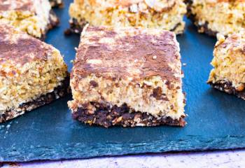 Healthy Meal Prep Chocolate & Banana Breakfast Bars