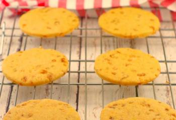 Butterscotch Toffee Crunch Cookie