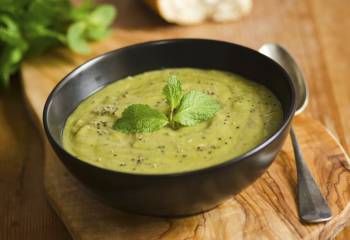 Syn Free Pea And Mint Soup | Slimming World Recipe