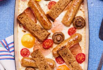 Breakfast Traybake