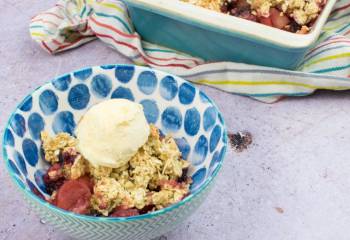 Low Syn Apple & Blackberry Crumble