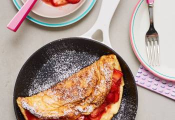 Strawberry Souffle Omelette