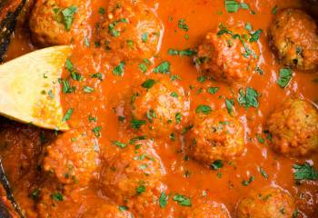 Syn Free Vegetarian Meatballs In Creamy Tomato Sauce