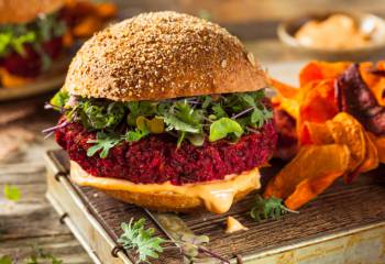 Syn Free Beetroot And Quinoa Burgers | Slimming World Recipe