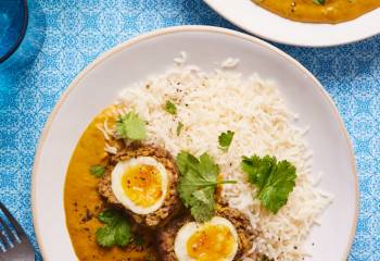 Scotch Egg Curry