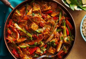 Tofu, Spring Onion And Pepper Rogan Josh