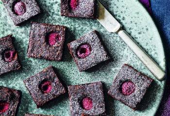 Choc And Date Brownies