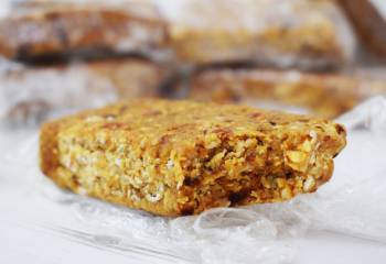 Healthy No Bake Meal Prep Breakfast Bars