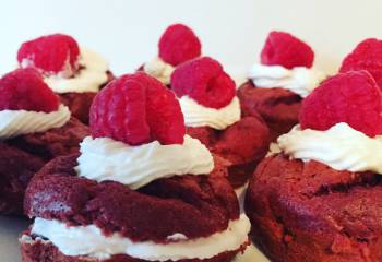 Red Velvet Cupcakes With Quark Icing (Only 1.5 Syns Each)