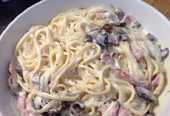 Creamy Bacon And Mushroom Spaghetti Carbonara ( Slimming World Friendly )