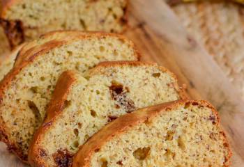 Low Syn Banana And Chocolate Chip Loaf