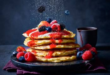 Oaty Pancakes With Berry Sauce