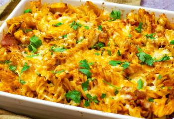 Syn Free Chicken &amp; Bacon Pasta Bake