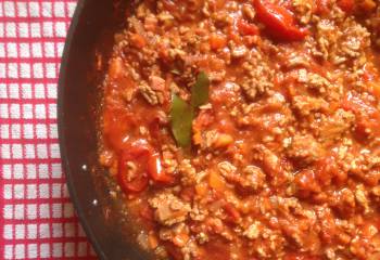 Authentic Italian Style Spaghetti Bolognese