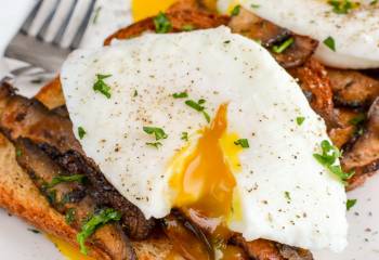 Poached Eggs Over Garlic Mushrooms