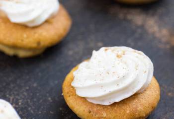 Mini Lemon Curd Cakes