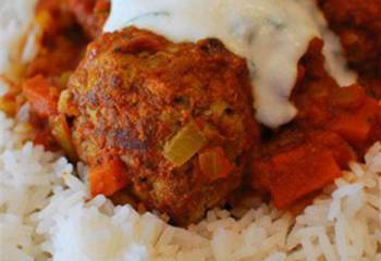 Lamb Kofta Curry With Mint Yoghurt