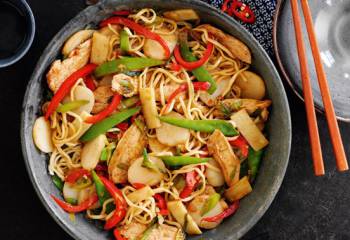 Chinese Chicken Chow Mein