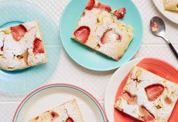 Strawberry Pancake Traybake