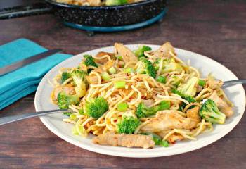 Easy Thai Pork And Noodles Recipe- Weight Watchers Friendly