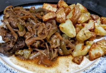 Easy Syn Free Slow Cooker Steak & Onions Slimming World Recipe