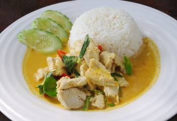 Syn Free Thai Green Chicken Curry | Slimming World Fakeaway Recipe