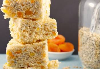 Apricot Sunflower Seed Rice Krispie Treats: Healthy Rice Krispie Treats (Gluten-Free)