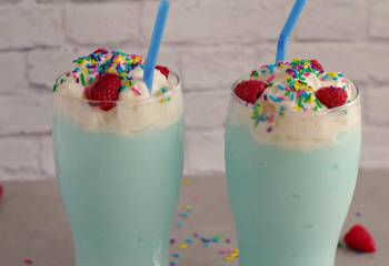 Creamy Coconut Blue Raspberry Slushie