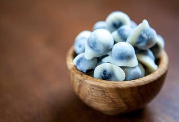 Yoghurt Coated Blueberries