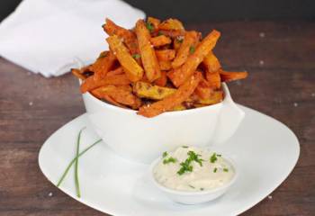 Moxie&Rsquo;S Sweet Potato Fries With Garlic Mayo Dip &Ndash; Copycat Recipe