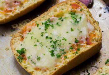 Cheesy Garlic Bread