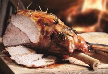 Slimming Worlds Leg Of Lamb With Garlic And Rosemary