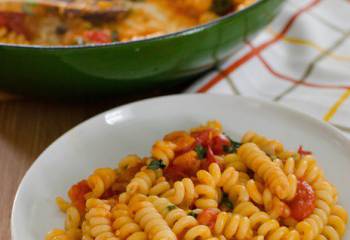 Cherry Tomato And Basil Pasta