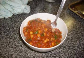 Gorgeous Lamb, Chickpea & Spinach Curry