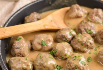 Swedish Meatballs And Gravy