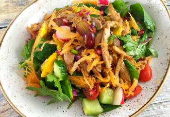 Super Low Syn Sweet Chilli Duck Salad With Orange And Pomegranate | Slimming World