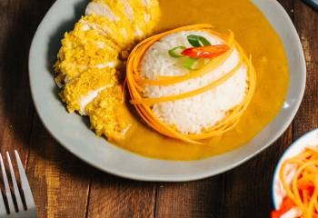 Wagas Katsu Chicken Curry | Slimming World & Weight Watchers Friendly