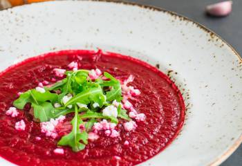 Roasted Garlic And Beetroot Soup