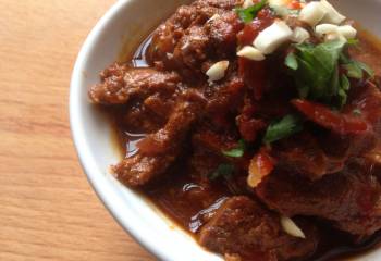 Slow Cooker Peanut Satay Pork