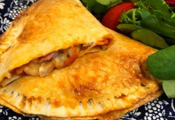 Syn Free Ham &amp; Mushroom Pizza Calzone | Slimming World