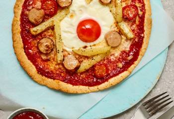 Sausage, Egg And Chips Pizza