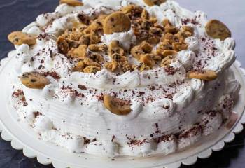 Cookie Dough Ice Cream Cake (Dairy Queen Copycat)