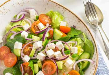 Greek Salad | Slimming World & Weight Watchers Friendly