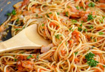 Syn Free Tomato And Garlic Pasta |Slimming World