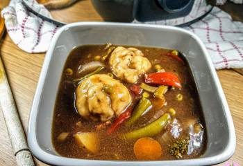 Slow Cooker Beef Casserole &amp; Dumplings Recipe | Slimming Recipe