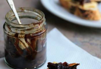 Slimming World Syn Free Slow Cooker Red Onion Chutney