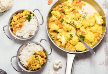 Cauliflower And Chickpea Curry