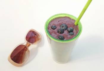 Best Day Blogger’s Dairy Free Berry Energetic Smoothie