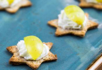 Whipped Blue Cheese Crostini - Slimming World